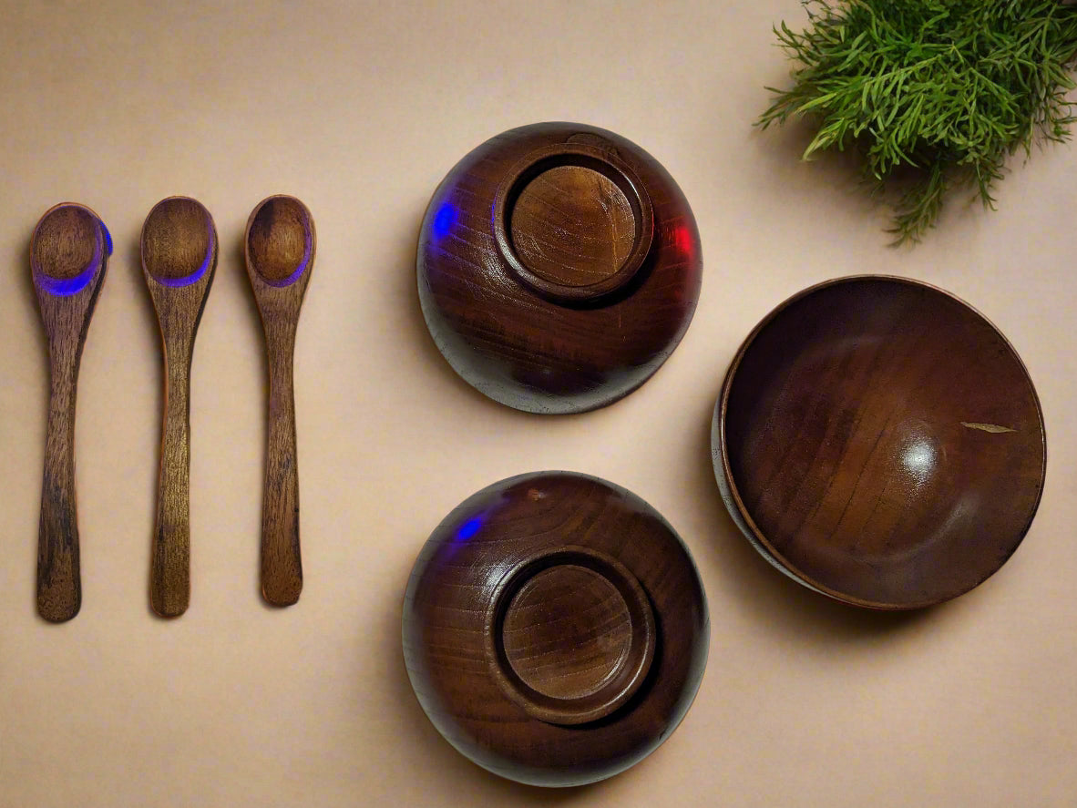 Rustic Wooden Bowl & Spoon Set – 3-Piece Handcrafted Kitchenware