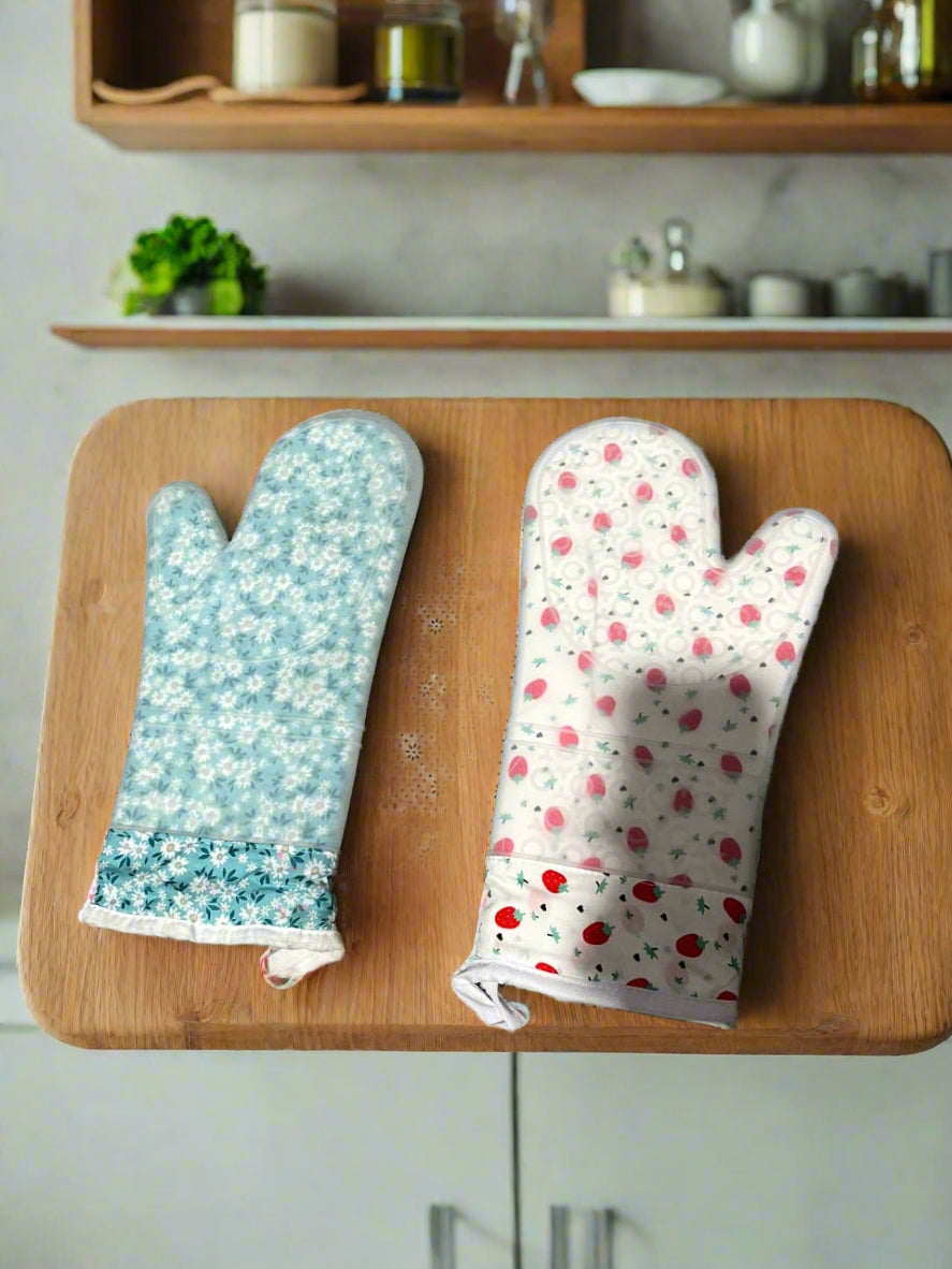 Heat Resistant Oven Mitt & Non-Slip Kitchen Mat – Sky Blue & Classic Grey